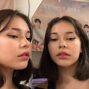 Meet your Posher, Leila